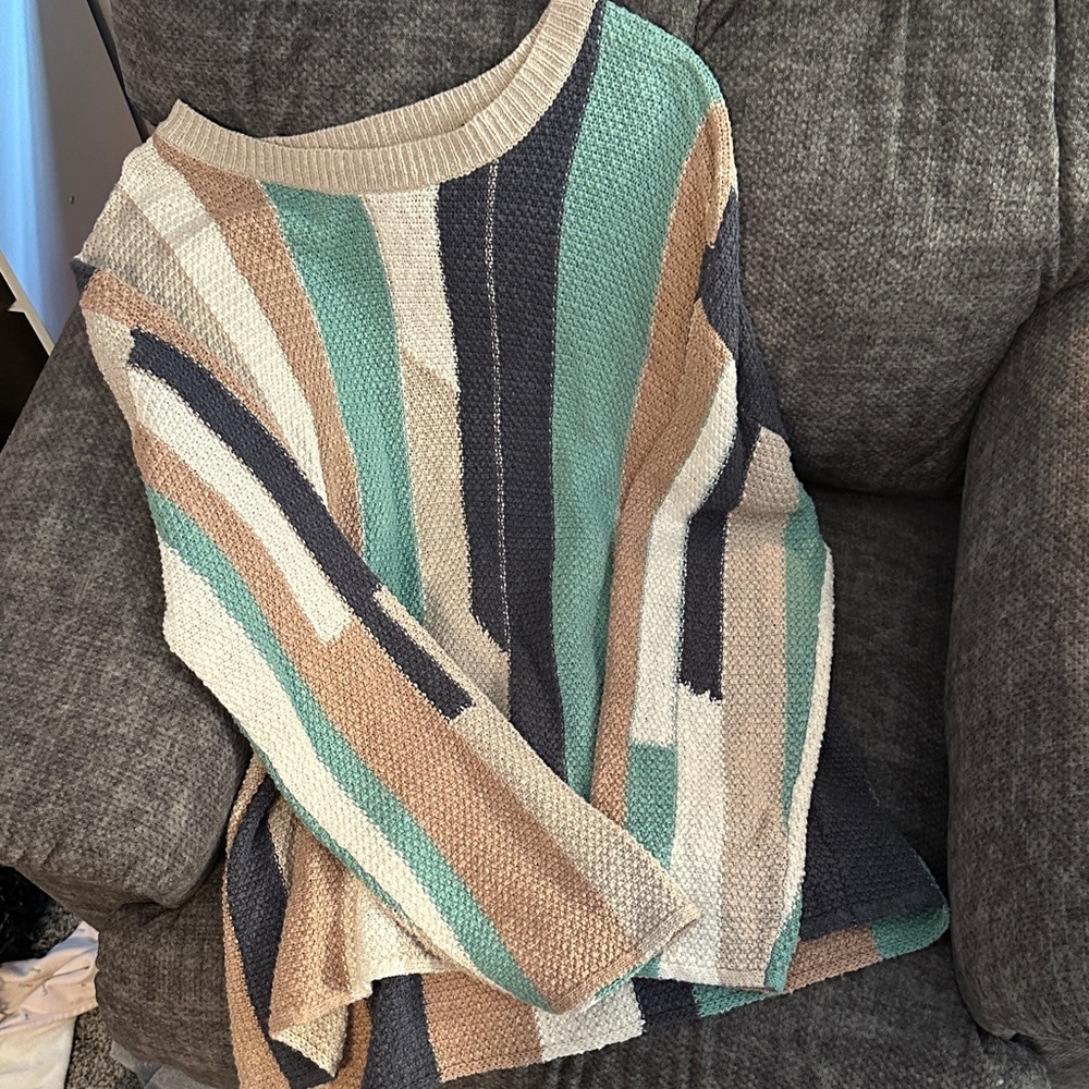 BKE Women's Sweater in Teal, Beige, and Gray